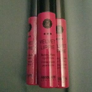 Three Absolute New York Velvet Lippie